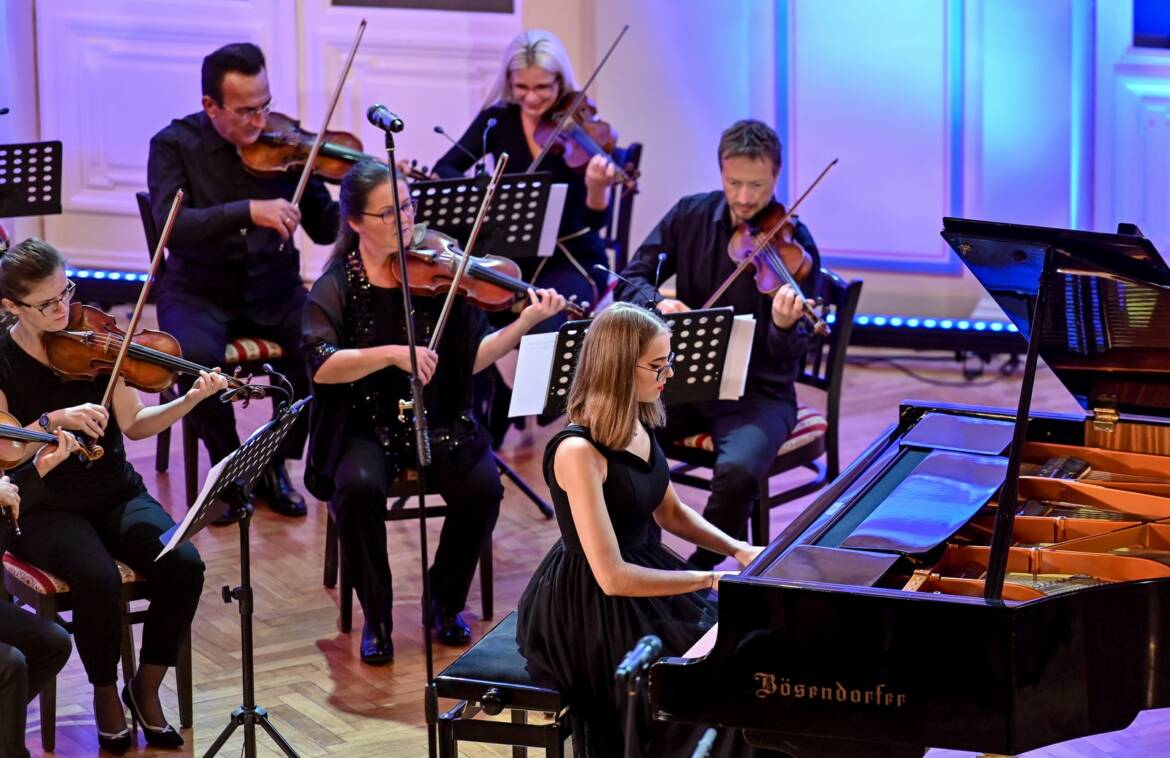 Koncert_nagradivanih_ucenika_GSV-63-.jpg